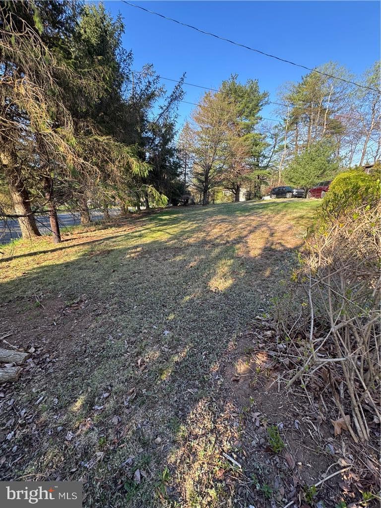 1641 Hemlock Drive photo 38