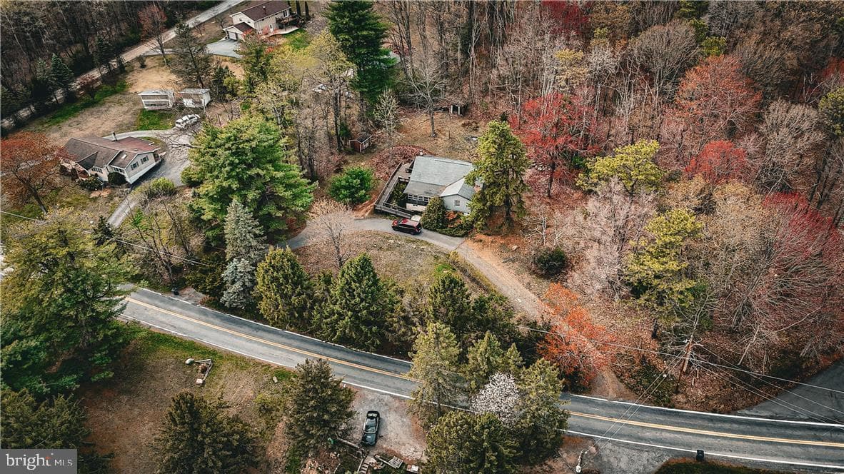 1641 Hemlock Drive photo 6