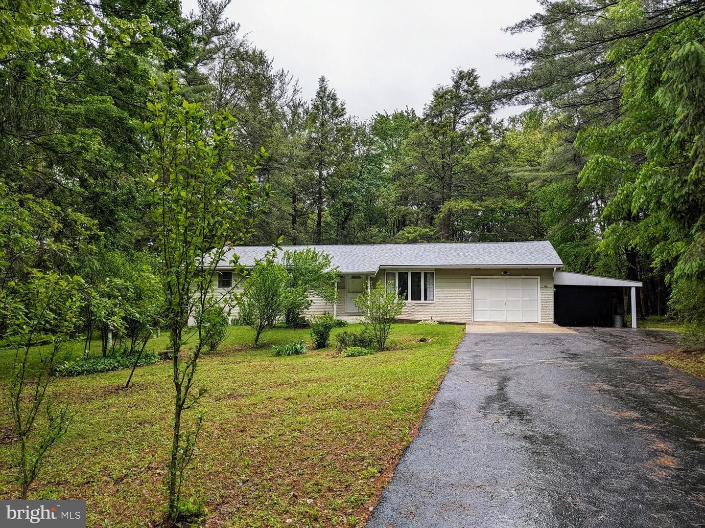 180 Arbor Road photo 1