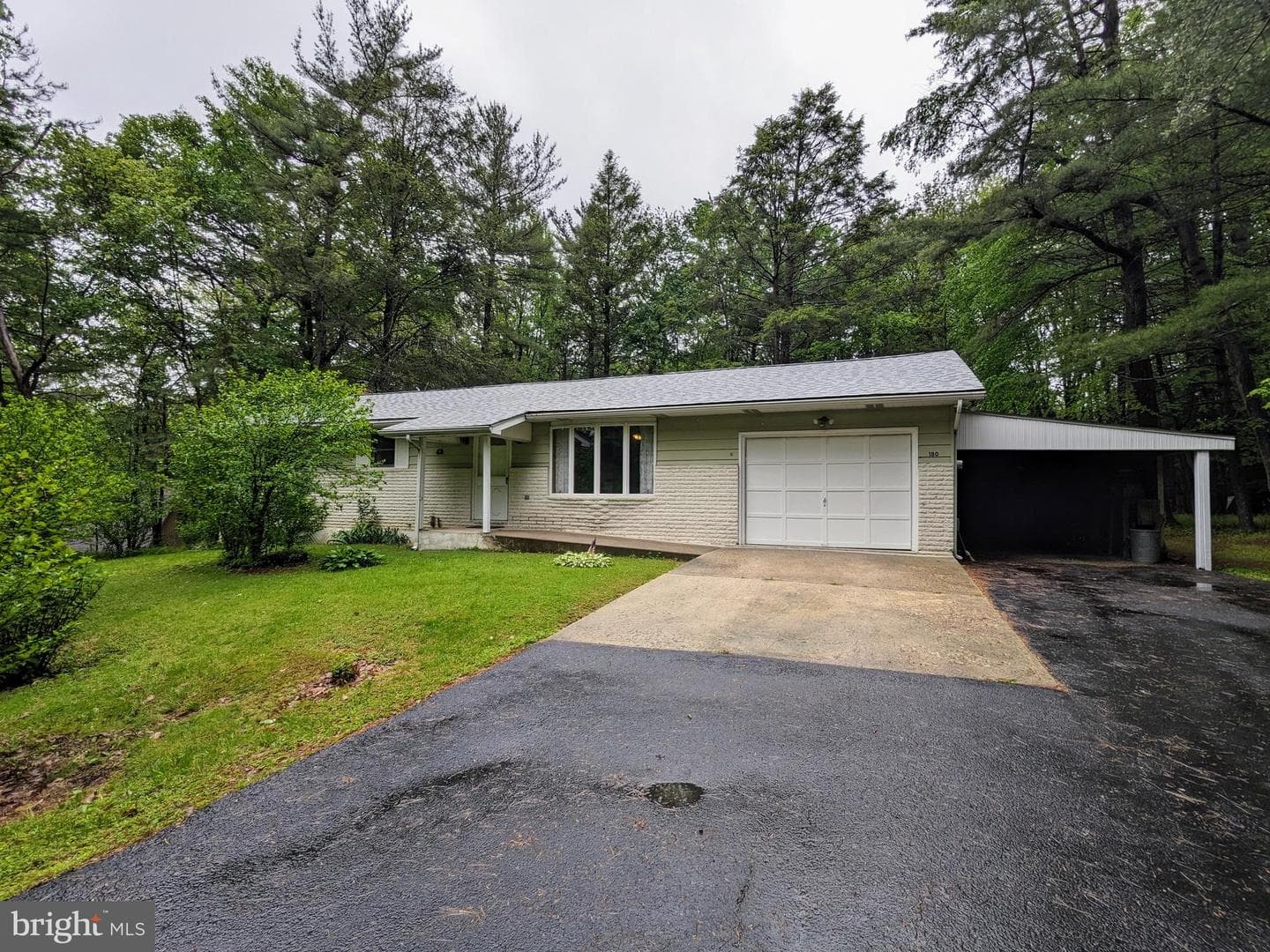 180 Arbor Road photo 3