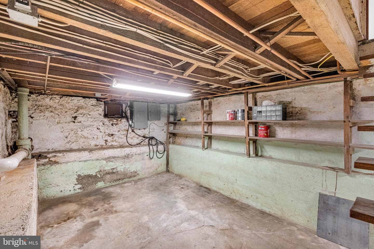 96 Stedman Avenue photo 36
