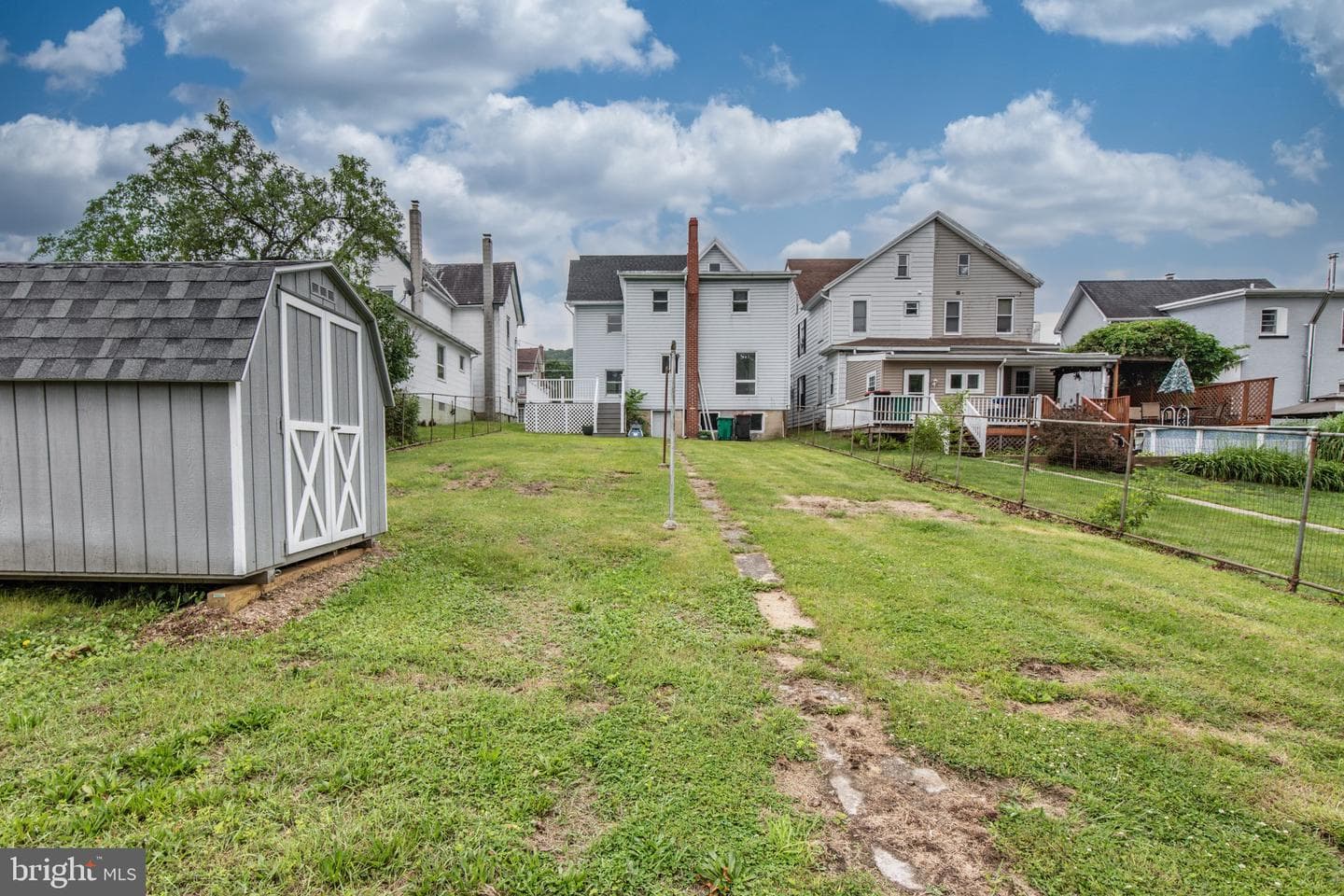 96 Stedman Avenue photo 45