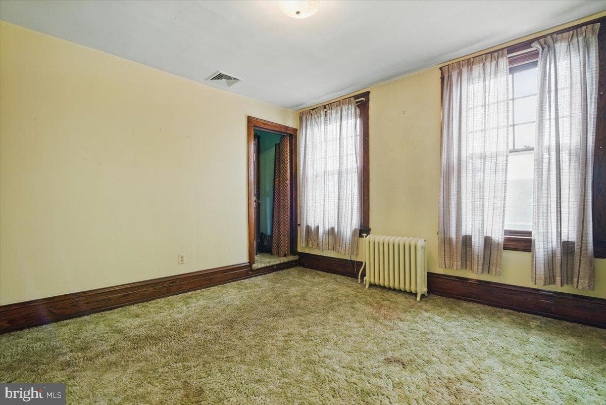639 Iron Street photo 20