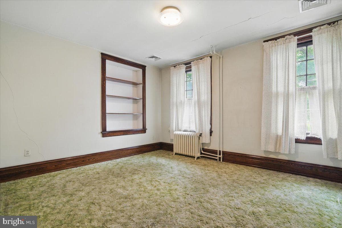 639 Iron Street photo 22