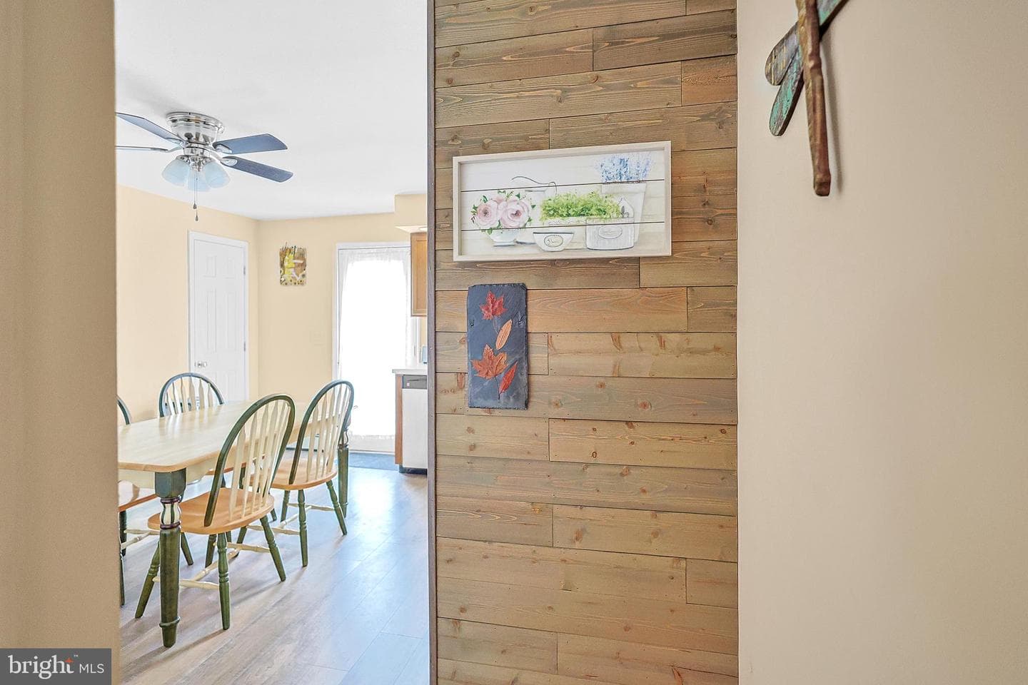 431 Center Avenue photo 11