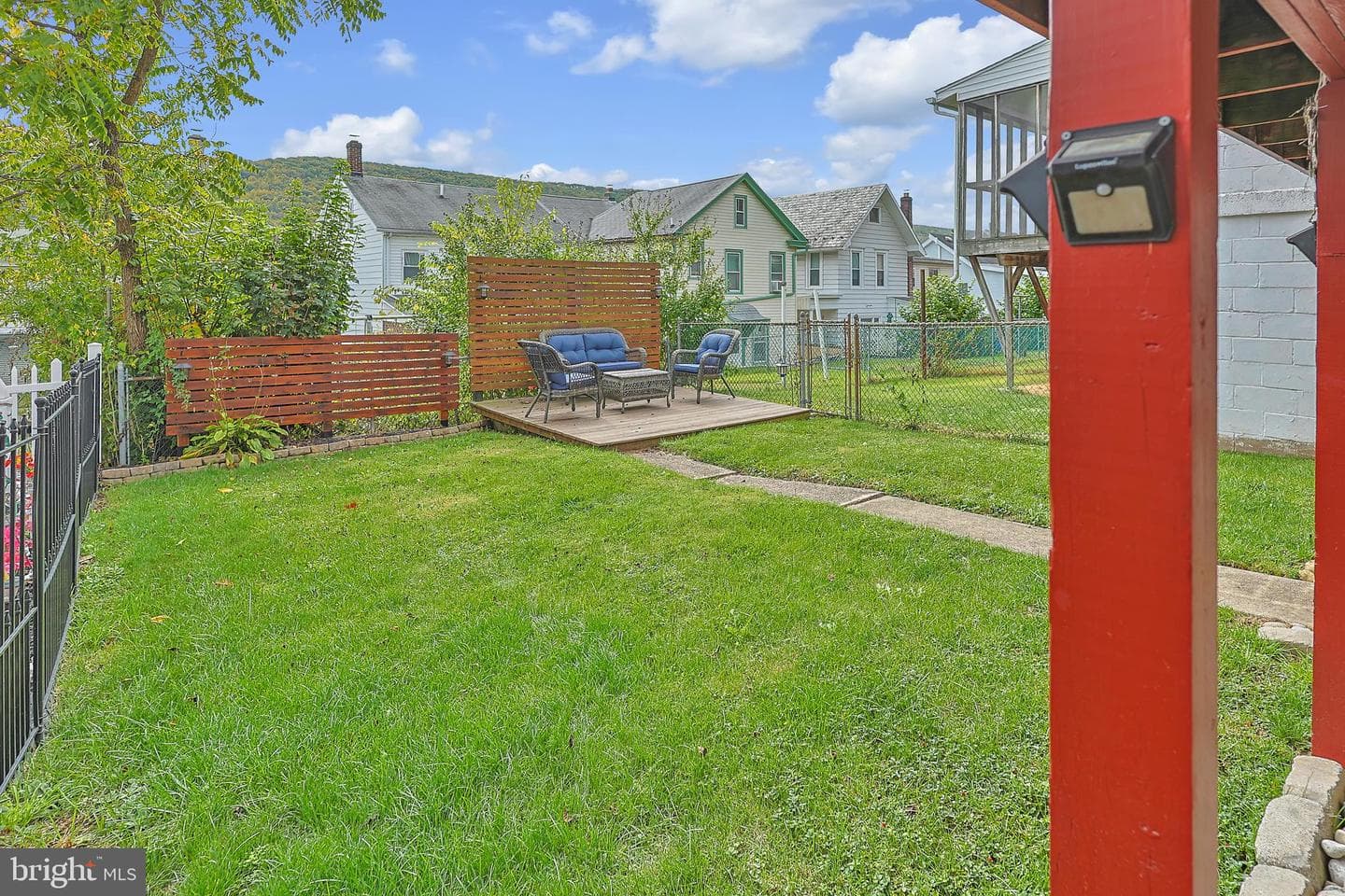 431 Center Avenue photo 26