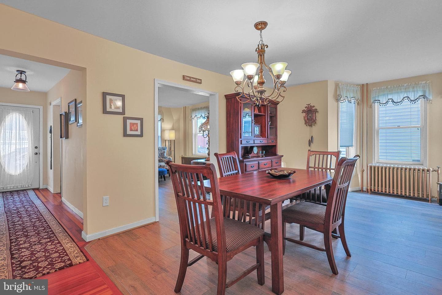 431 Center Avenue photo 6