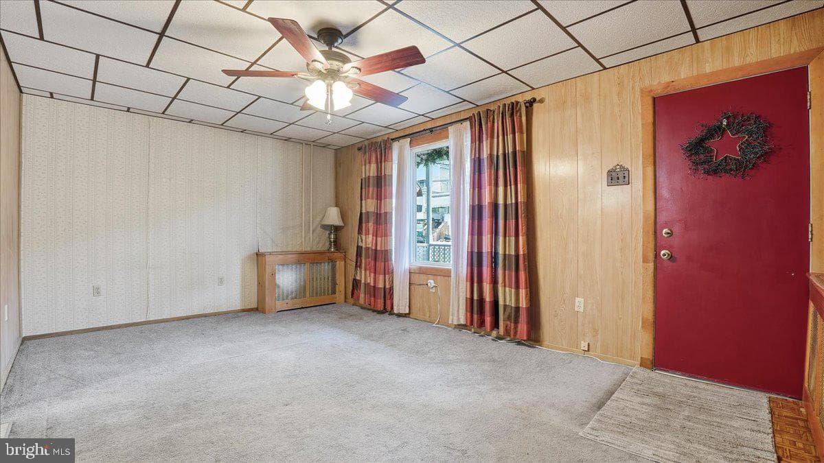 239 W Bertsch Street photo 12