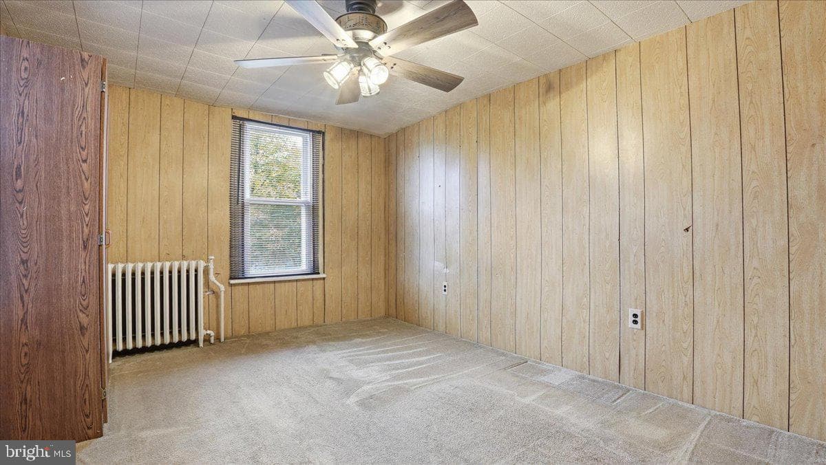239 W Bertsch Street photo 31