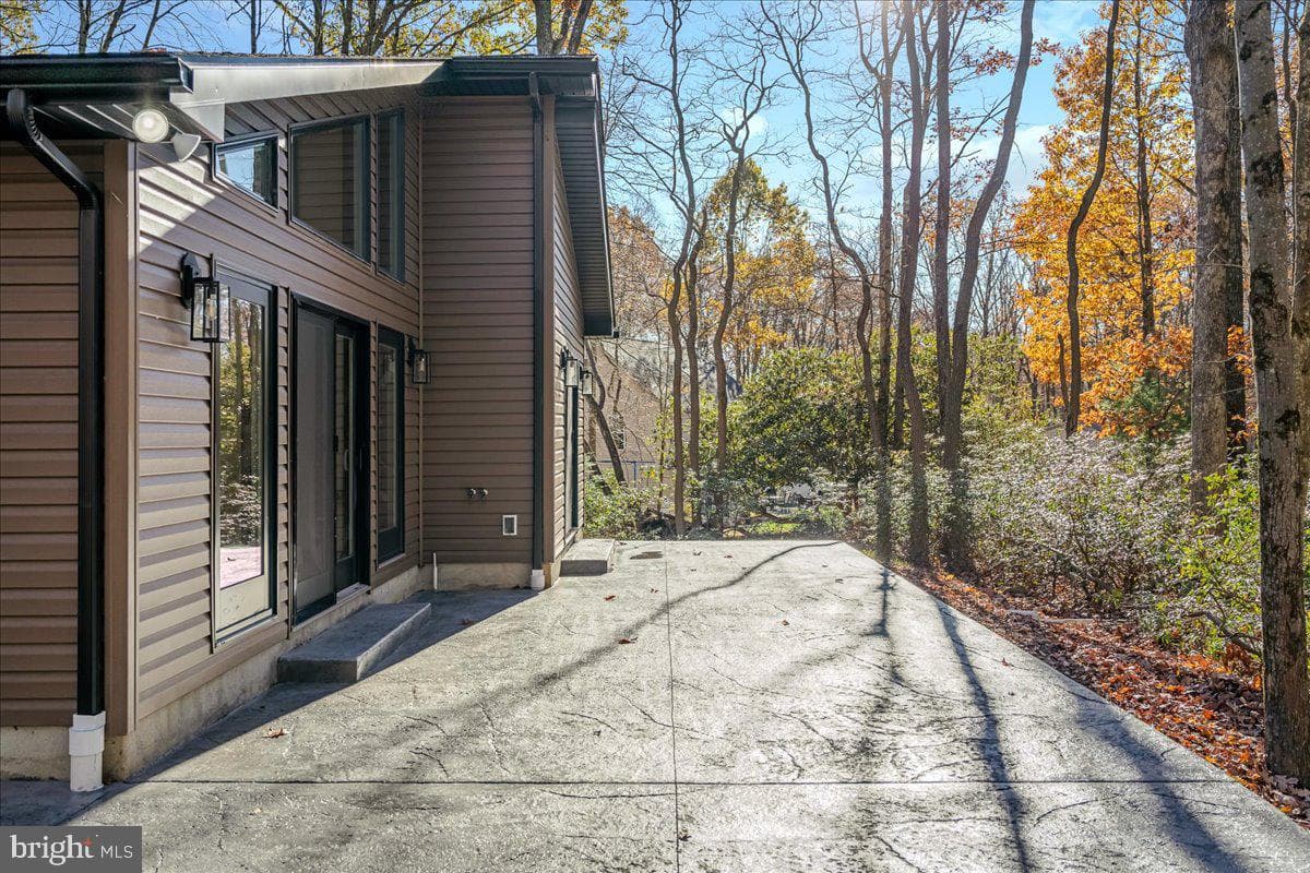 71 Forest Lake Drive photo 8