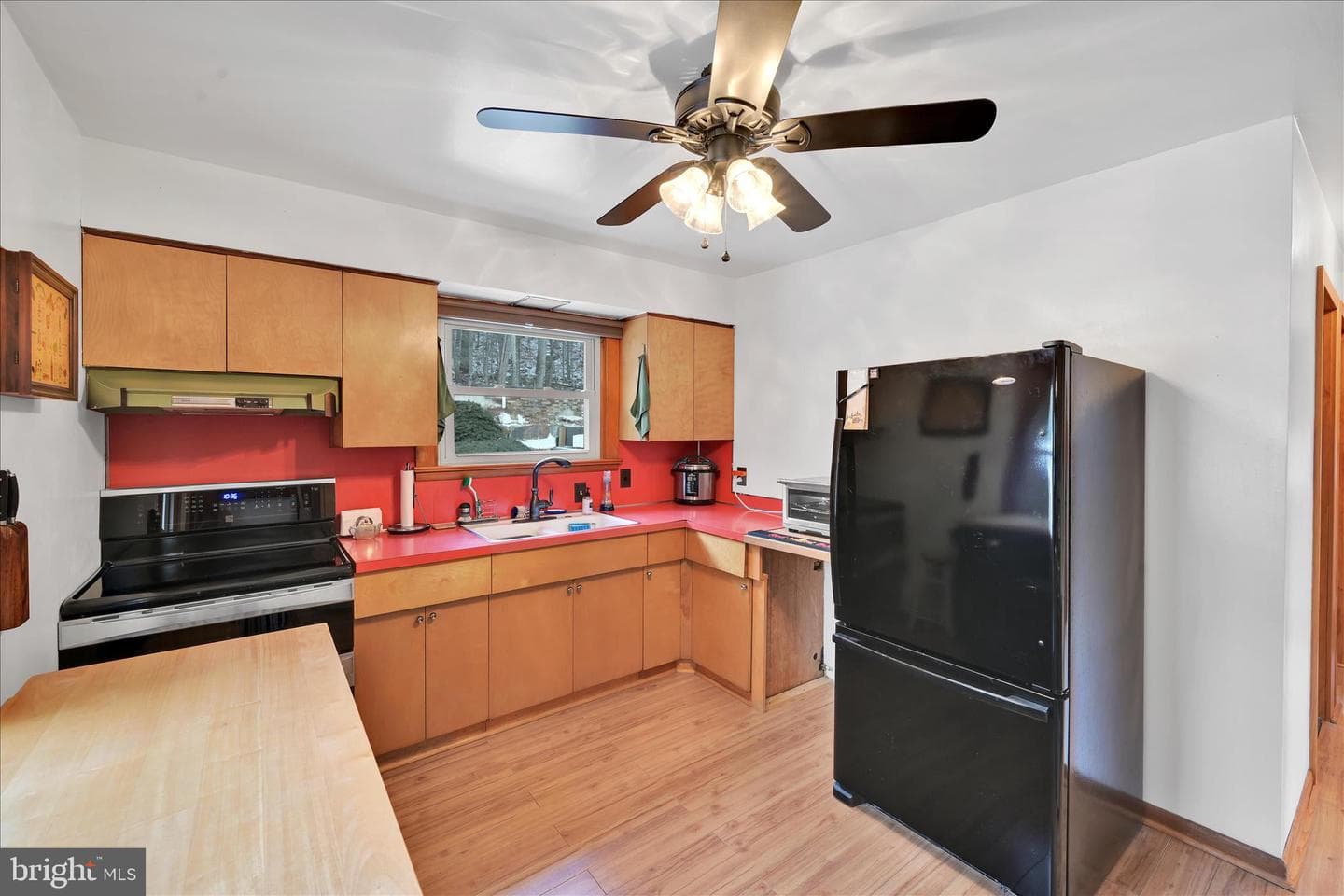 449 Lake Drive photo 11