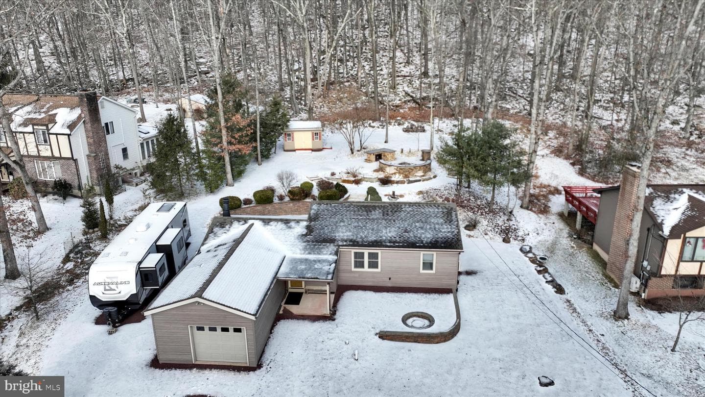 449 Lake Drive photo 2