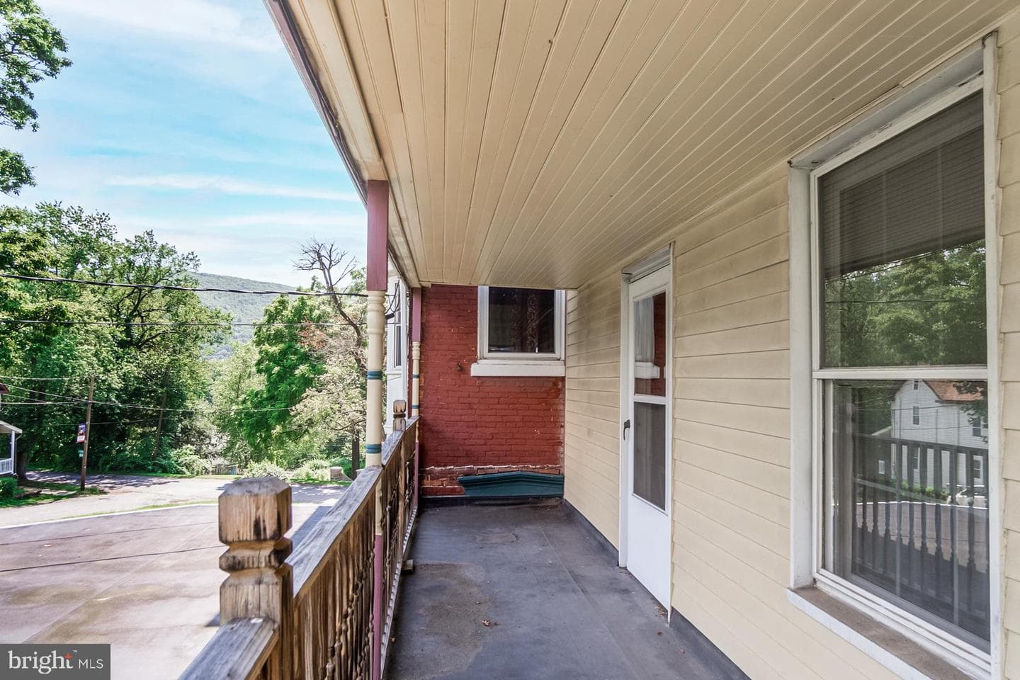 11 E Front Street photo 39