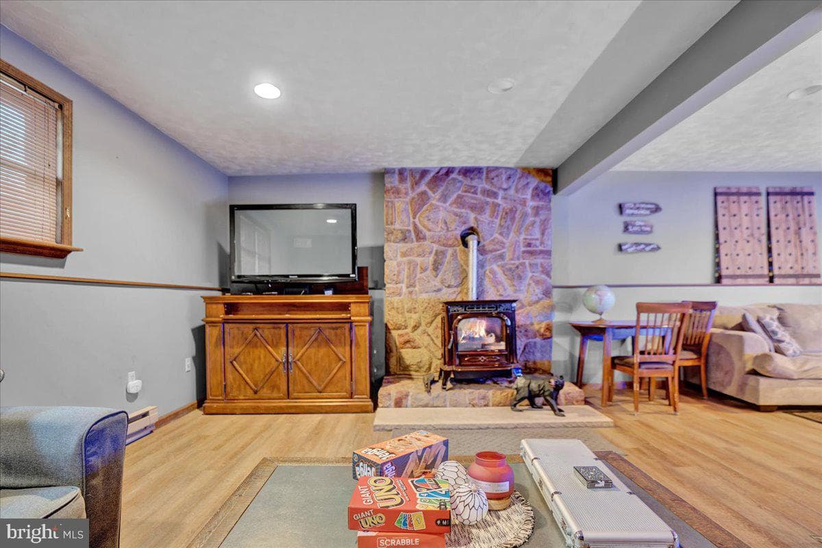 49 Forest Drive photo 64