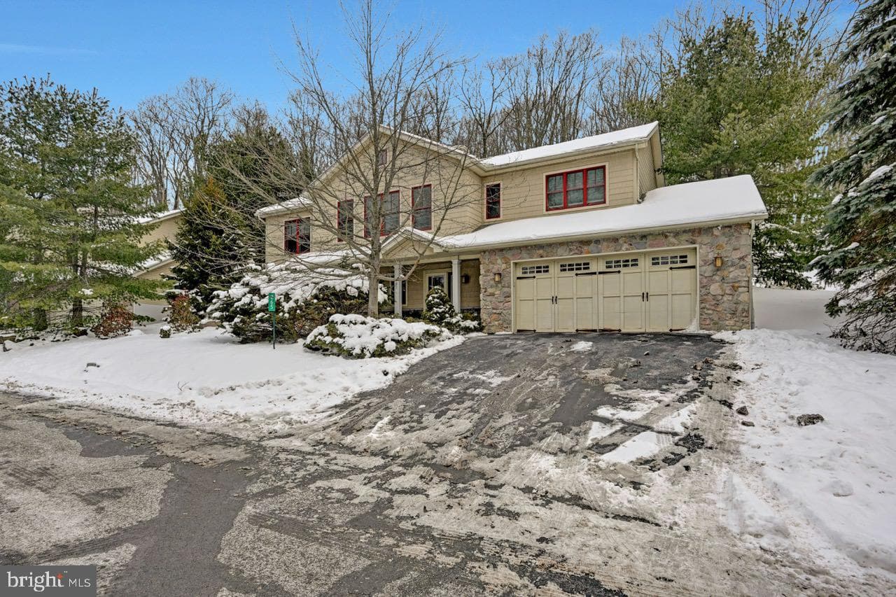 265 Longview Drive photo 3