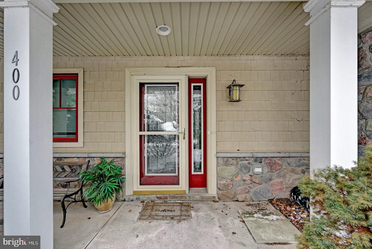 265 Longview Drive photo 4