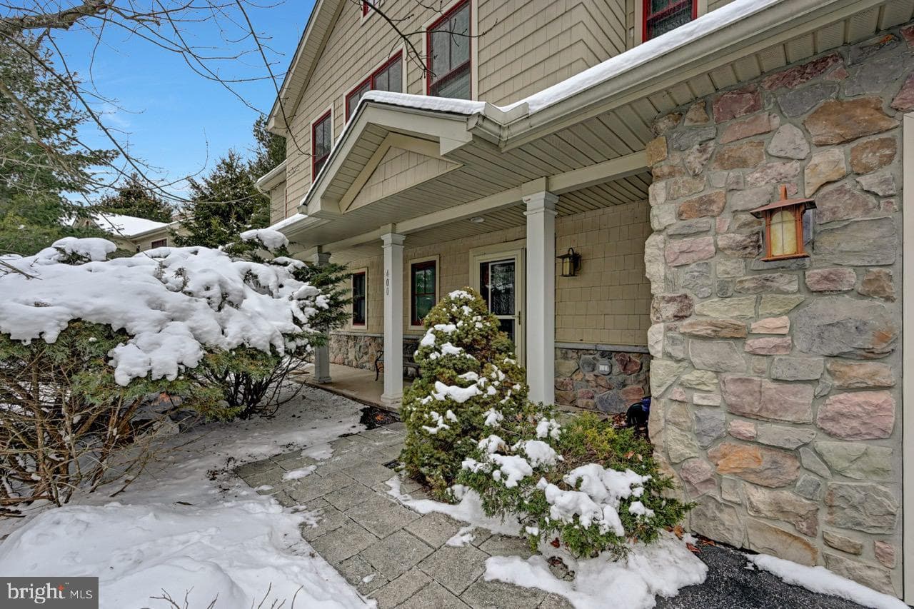 265 Longview Drive photo 5