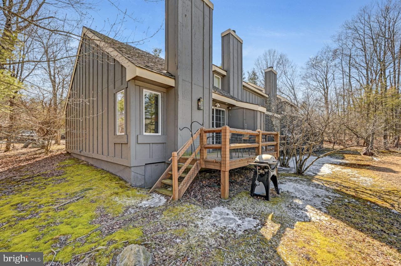390 Snow Ridge Circle photo 4