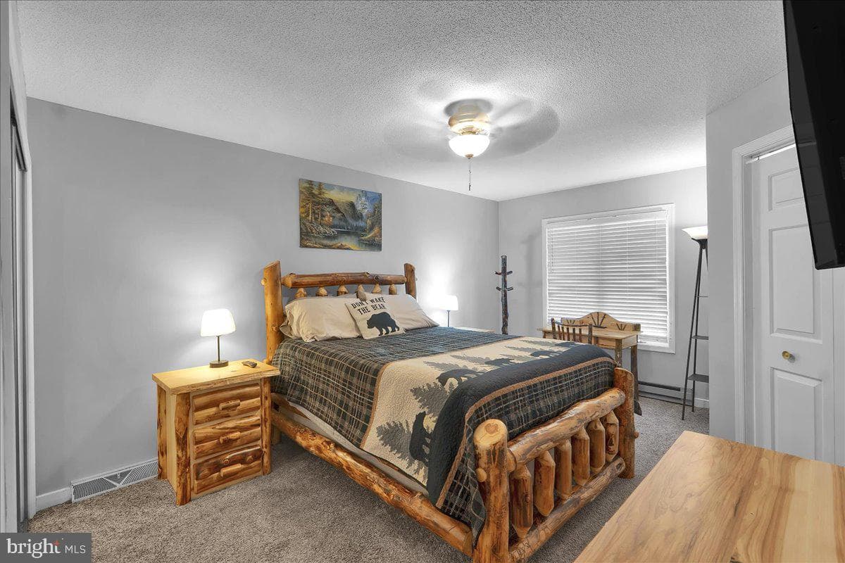 102 Laurelwoods Drive photo 16
