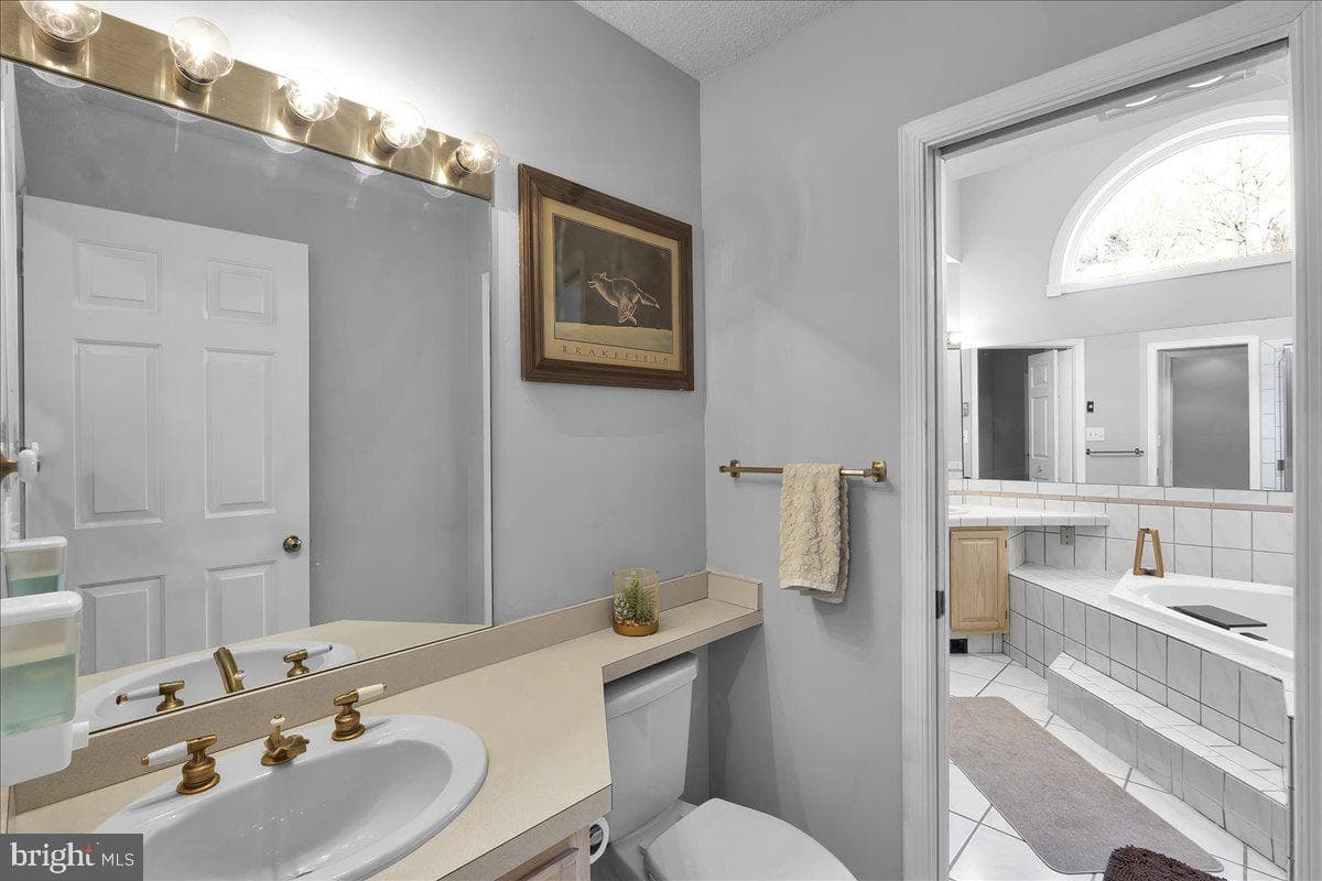 102 Laurelwoods Drive photo 21