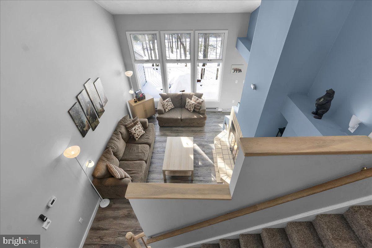 102 Laurelwoods Drive photo 23