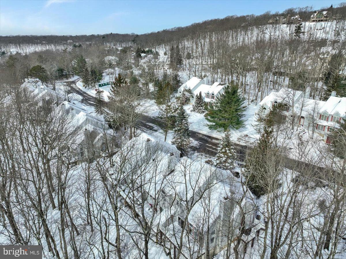 102 Laurelwoods Drive photo 40