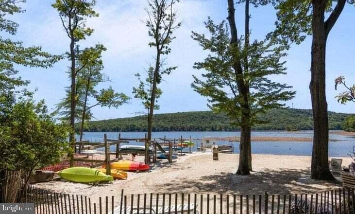 102 Laurelwoods Drive photo 47