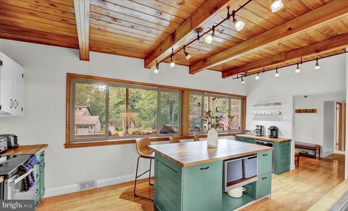 72 Forest Drive photo 10