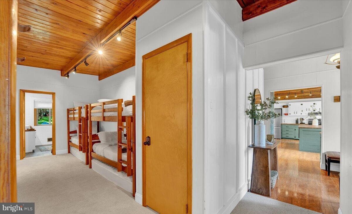 72 Forest Drive photo 31