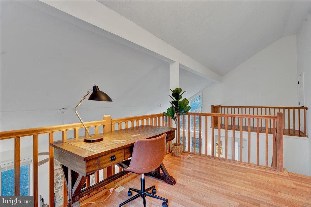 11 Winding Way photo 10