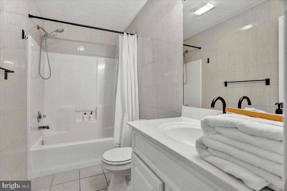 11 Winding Way photo 27