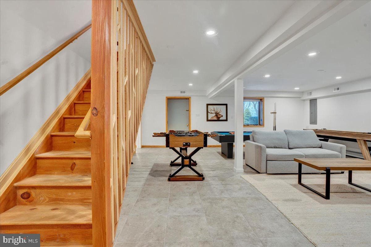 11 Winding Way photo 32