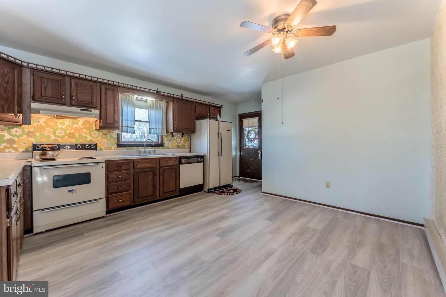 321 S Chestnut Street photo 11