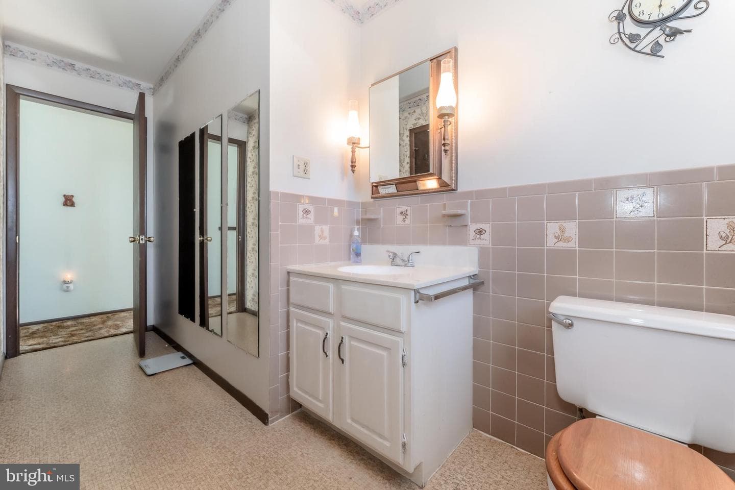 321 S Chestnut Street photo 25