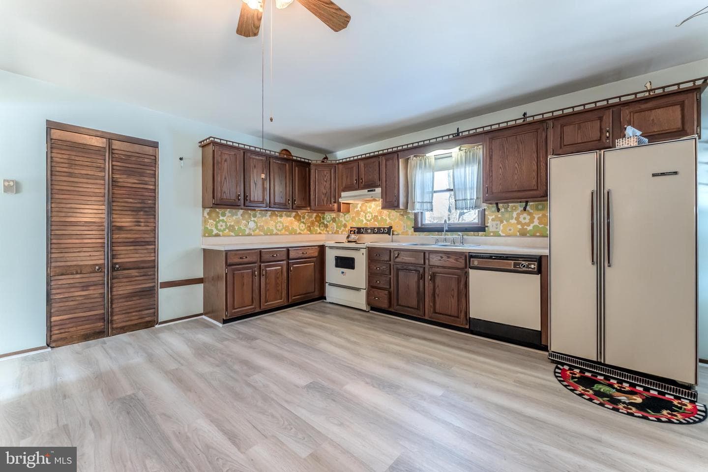 321 S Chestnut Street photo 9