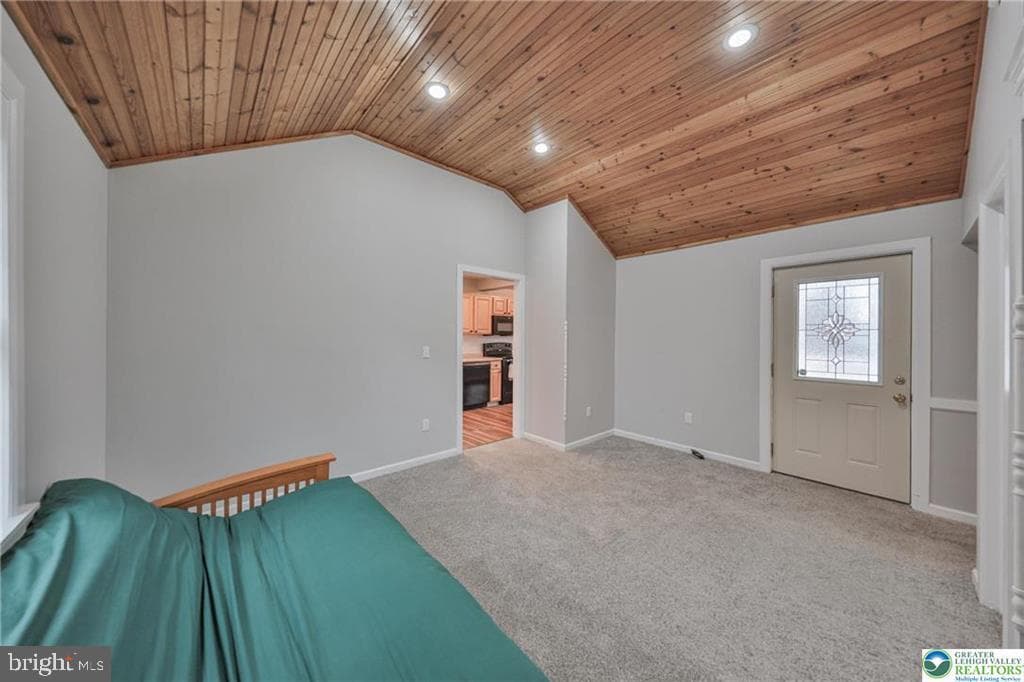 370 W White Bear Drive photo 14
