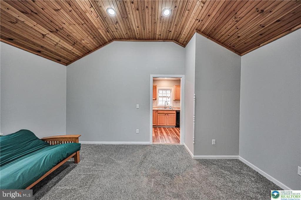 370 W White Bear Drive photo 15