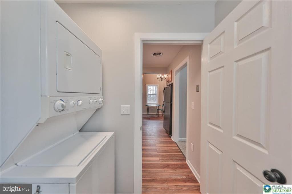 370 W White Bear Drive photo 17