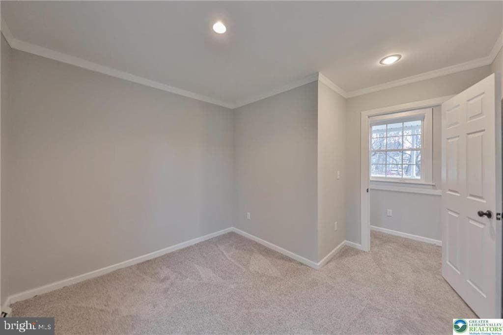 370 W White Bear Drive photo 23