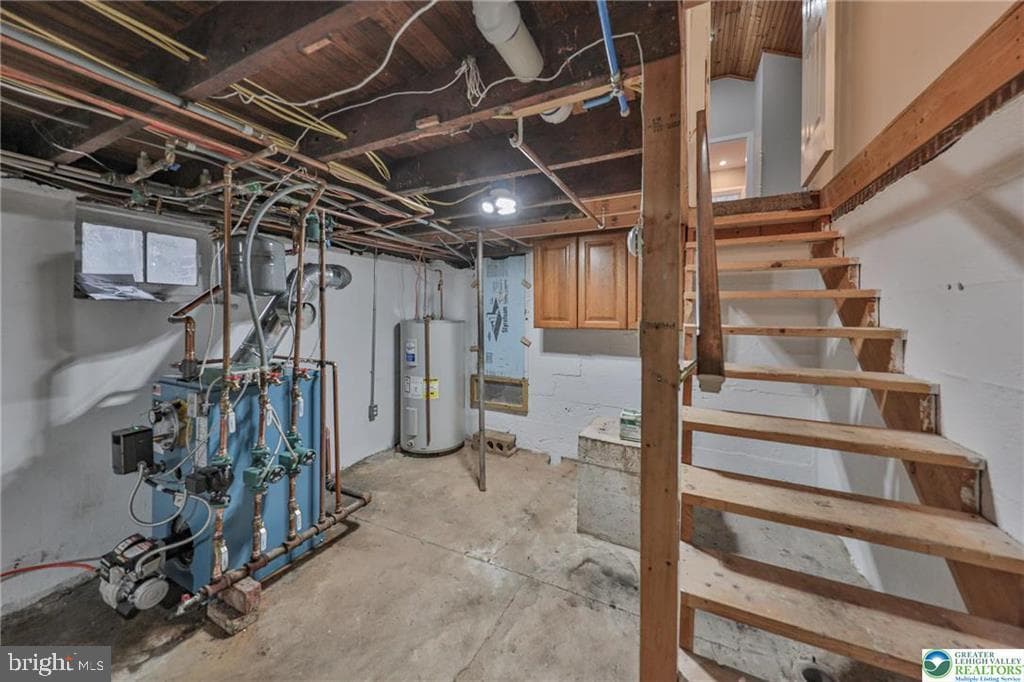 370 W White Bear Drive photo 31