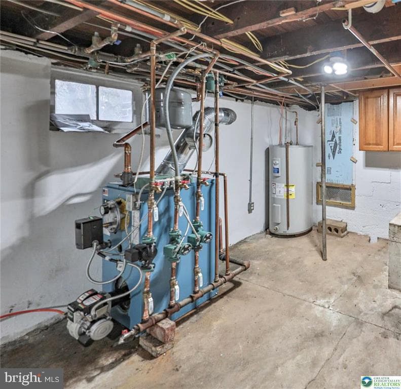 370 W White Bear Drive photo 32