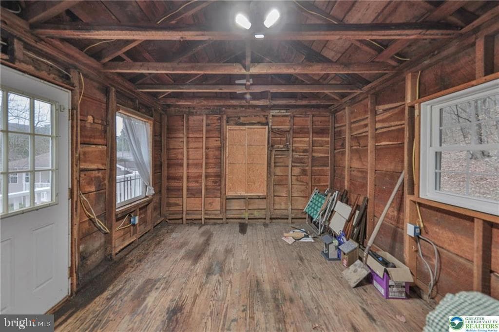 370 W White Bear Drive photo 36