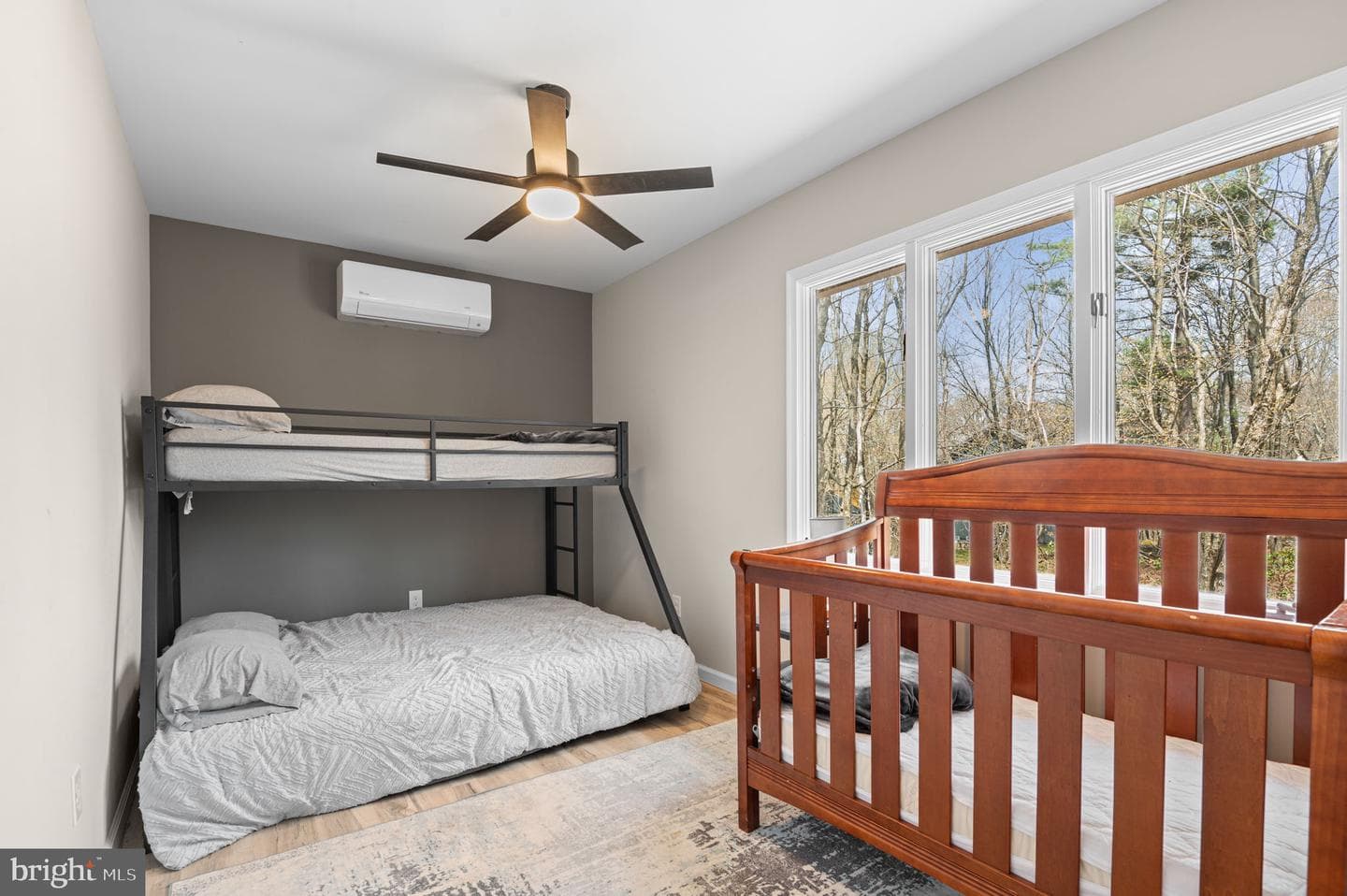 70 Pineknoll Drive photo 39