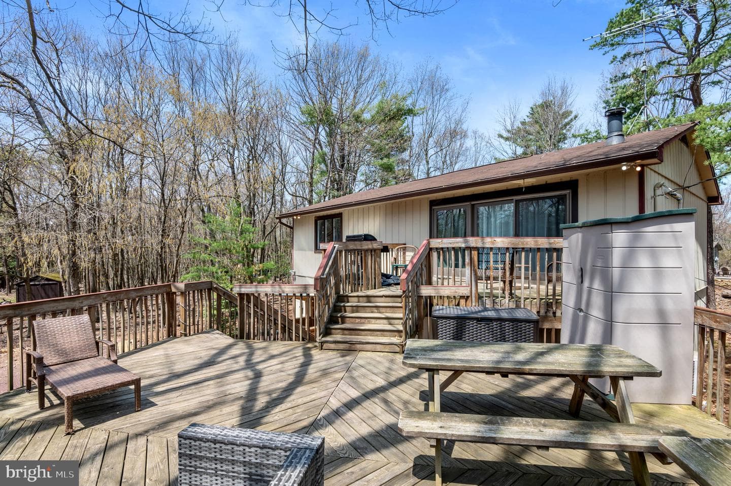 70 Pineknoll Drive photo 47