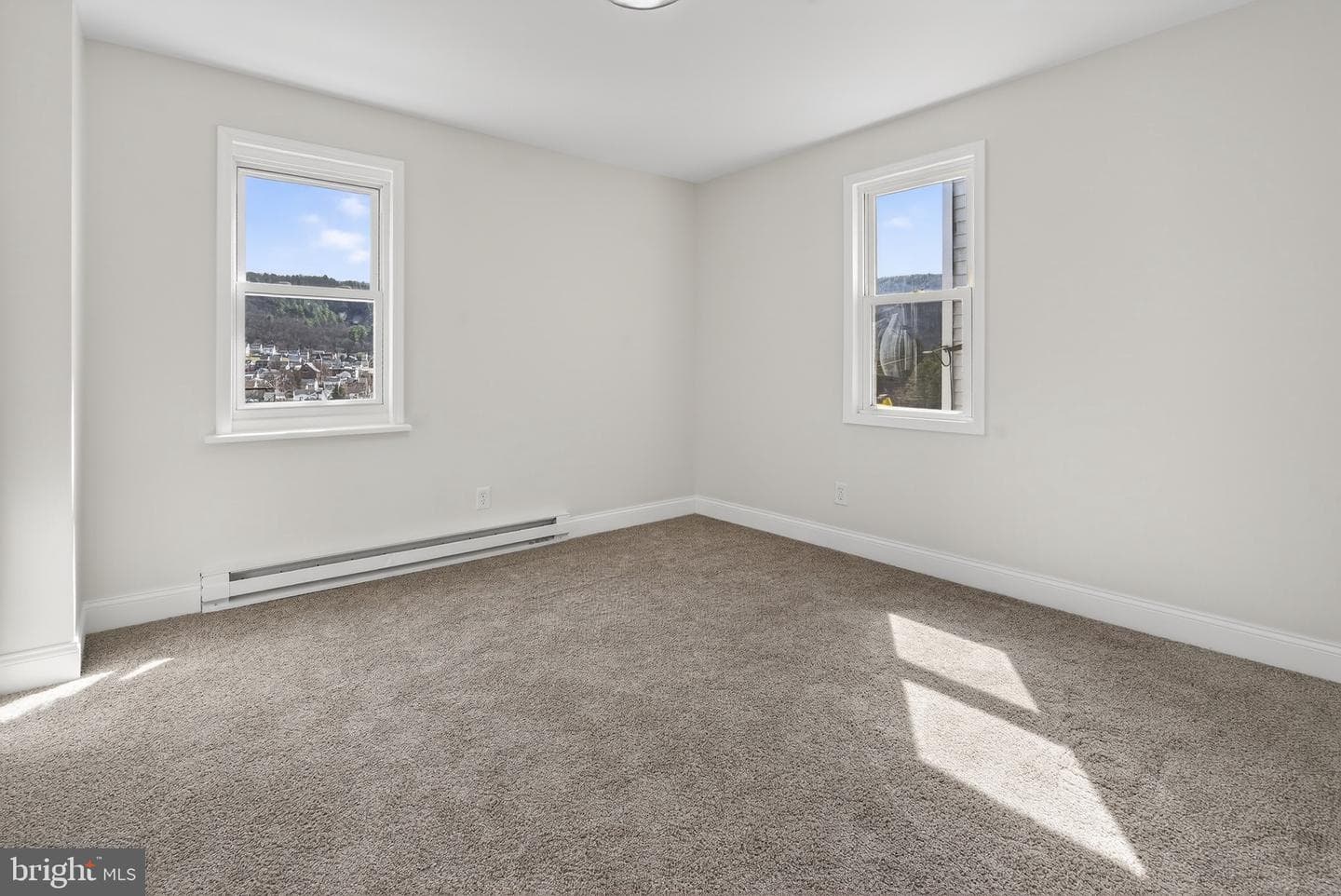 40 W Garibaldi Avenue photo 20