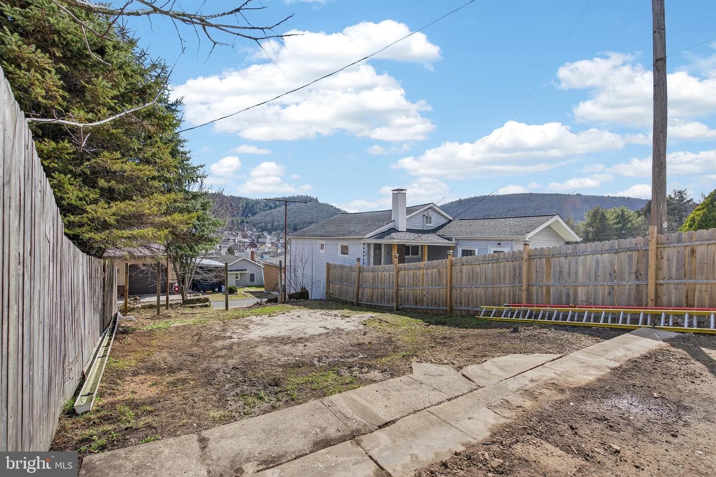 40 W Garibaldi Avenue photo 62