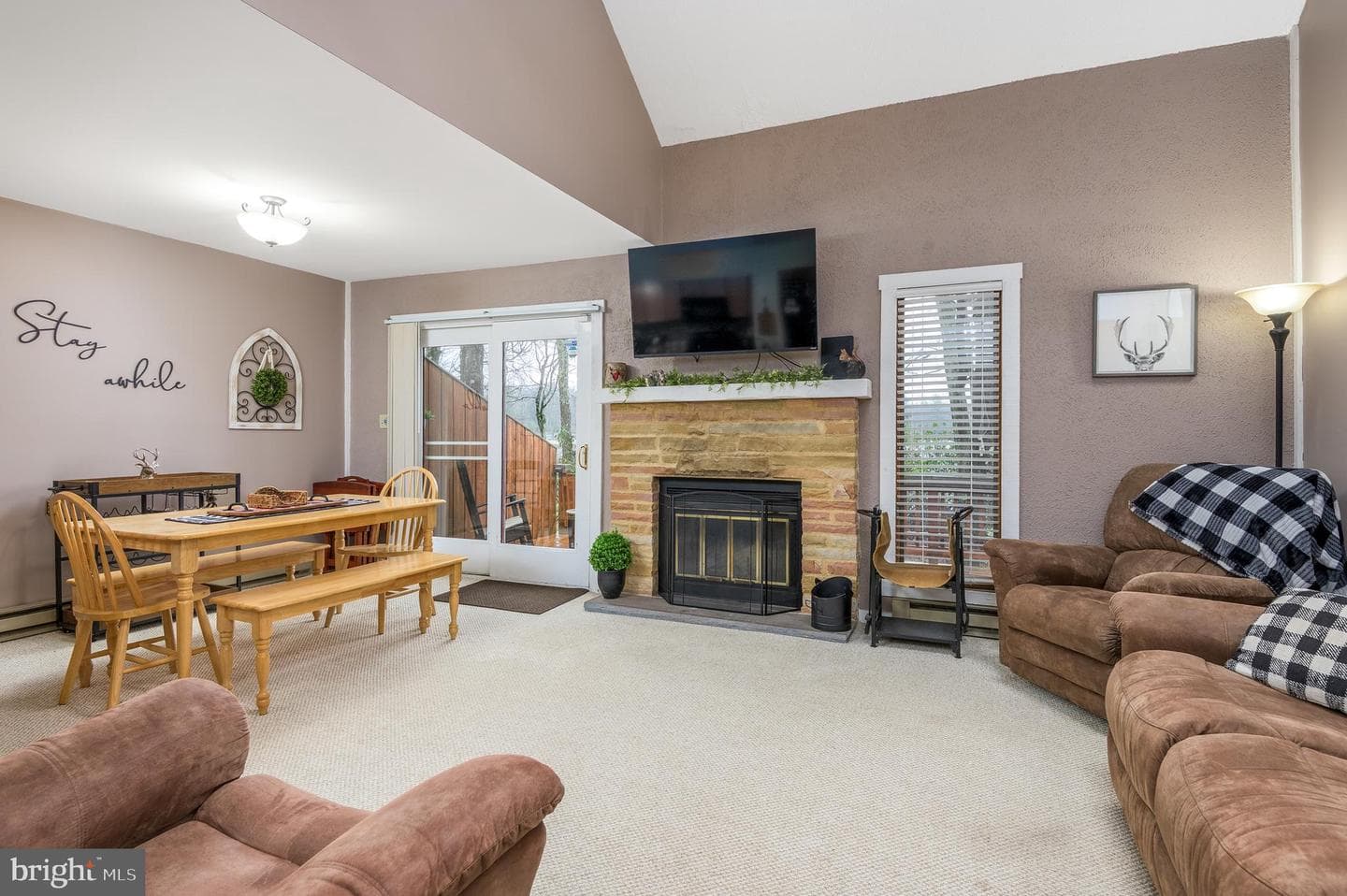 87 Warbler Court photo 17