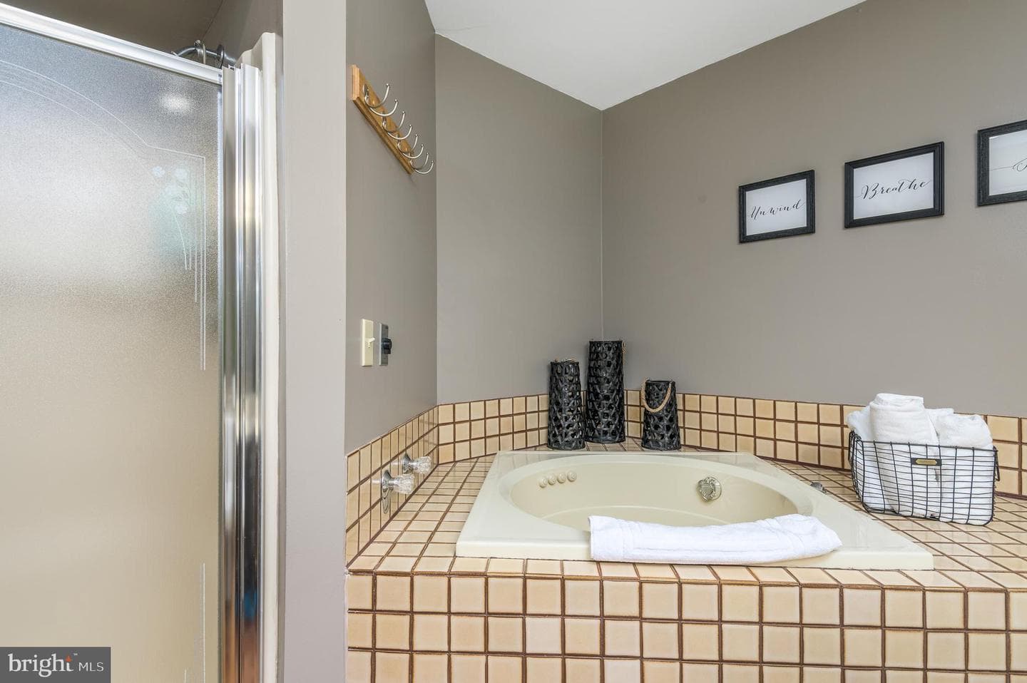87 Warbler Court photo 25