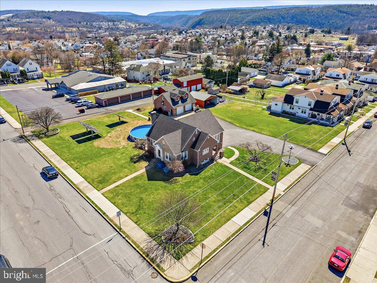 635 Coal Street photo 16