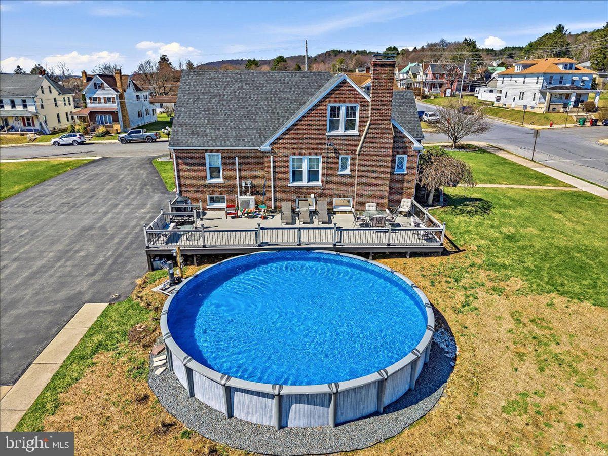 635 Coal Street photo 22